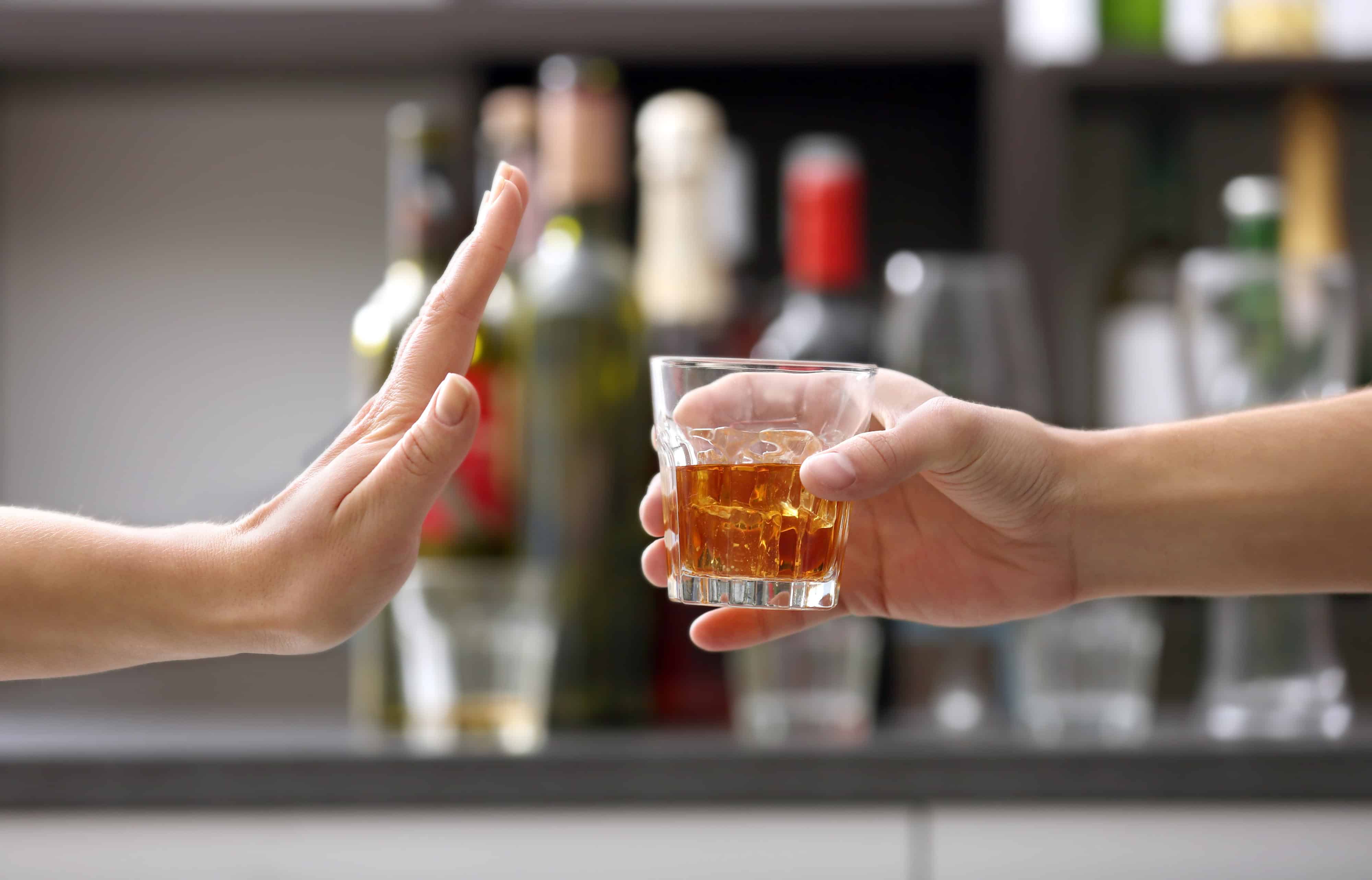 Are alcohol and tobacco consumption linked to dental health problems?